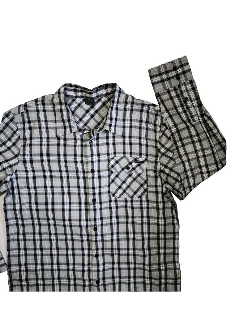 OAKLEY Plaid Shirt Men's XL Lightweight Gray Black EUC Button Up Long Sleeve - Picture 2 of 8